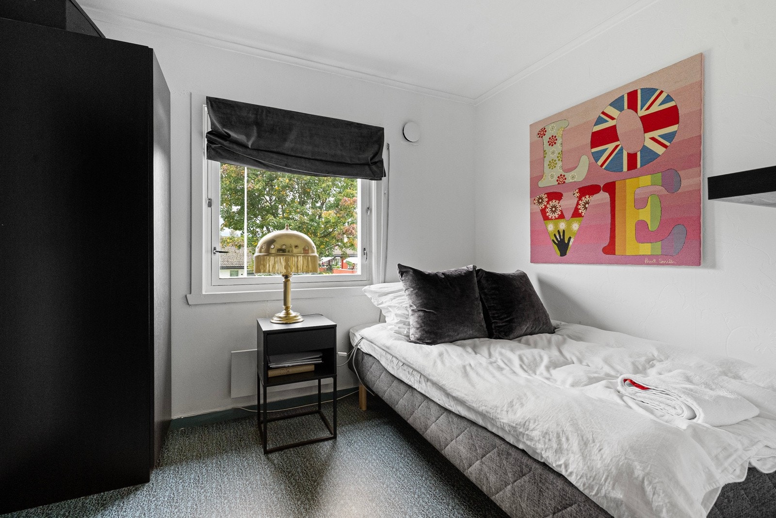 Det er 3 soverom på hovedplanet Galleribilde