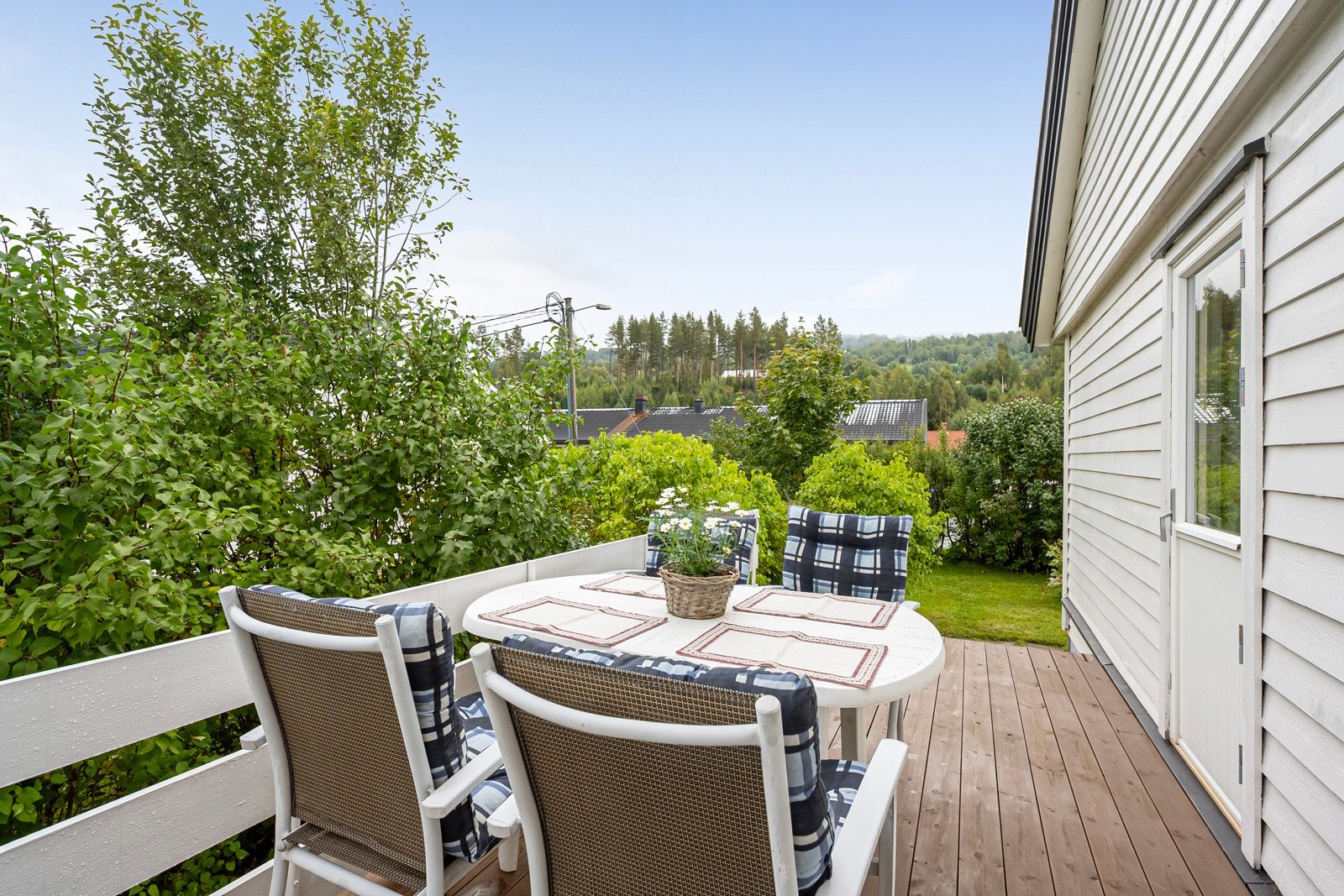 Her kan sommerdagene nytes med grilling, familie og venner Galleribilde