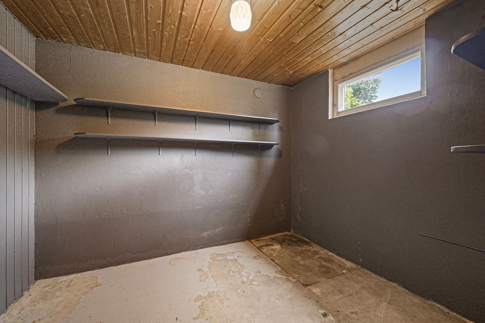 Bodrom i underetasjen Galleribilde