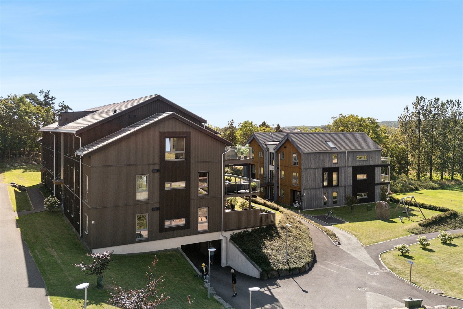 Direkte adkomst fra felles garasjeanlegg og inn i bygget med heis opp til leiligheten Galleribilde