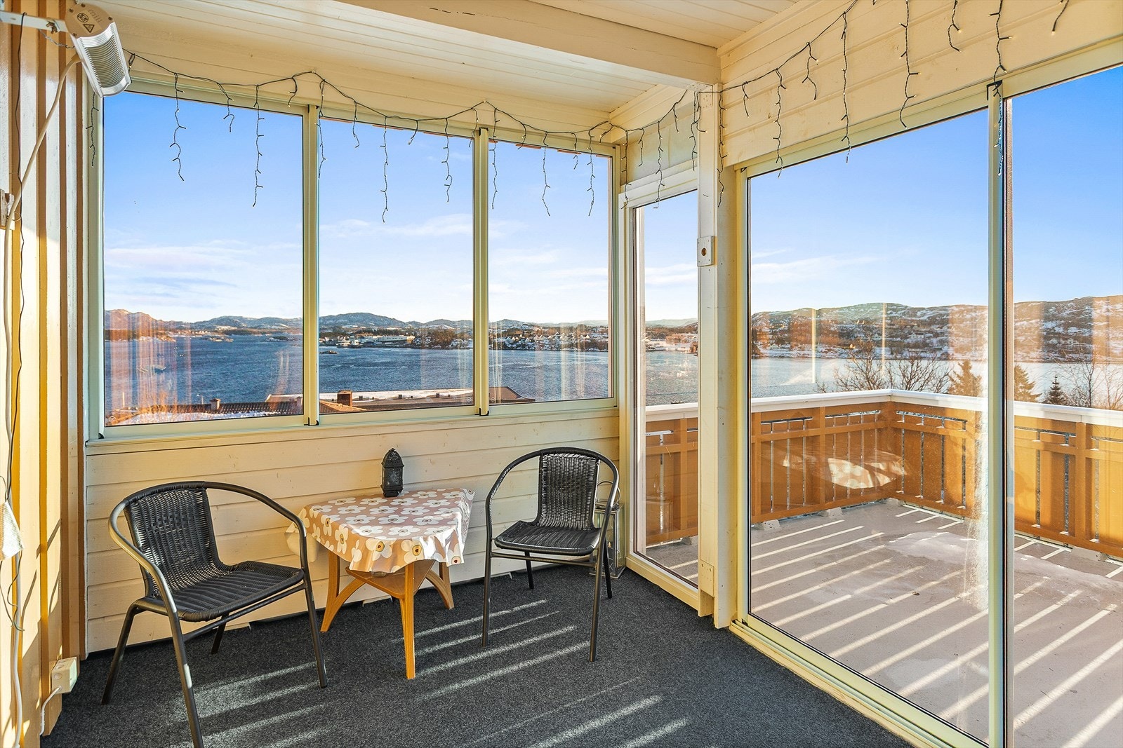 Vinterhage på verandaen Galleribilde