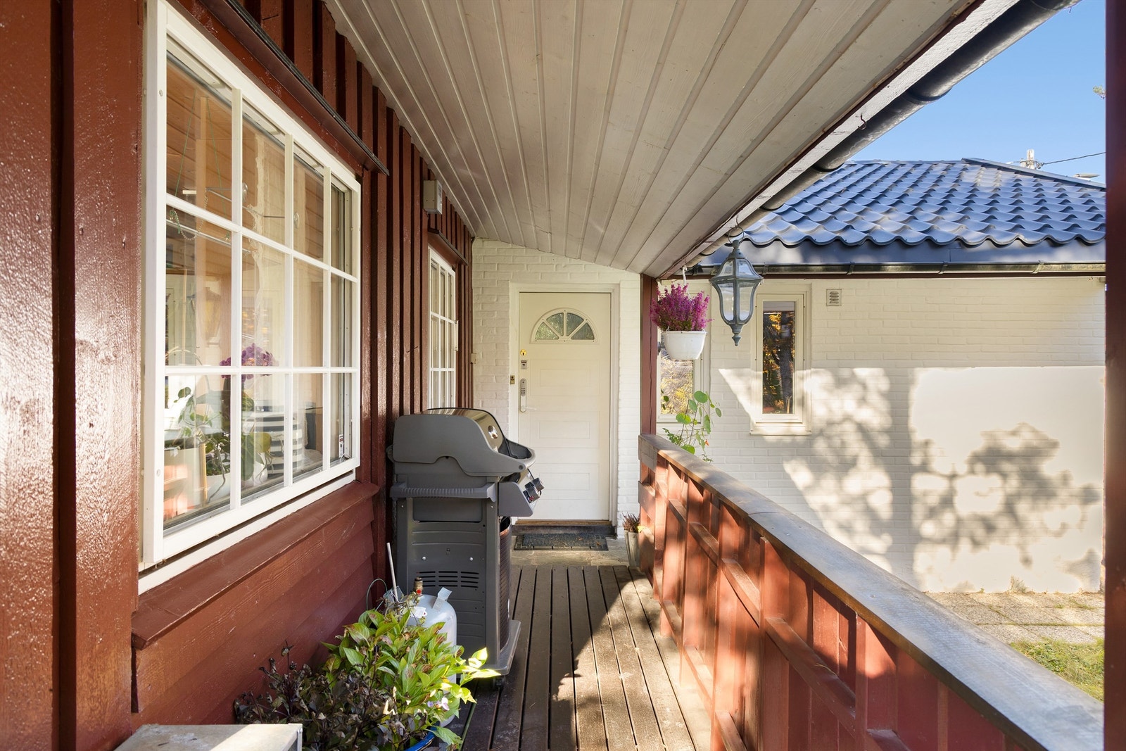 Overbygget inngangsparti Galleribilde