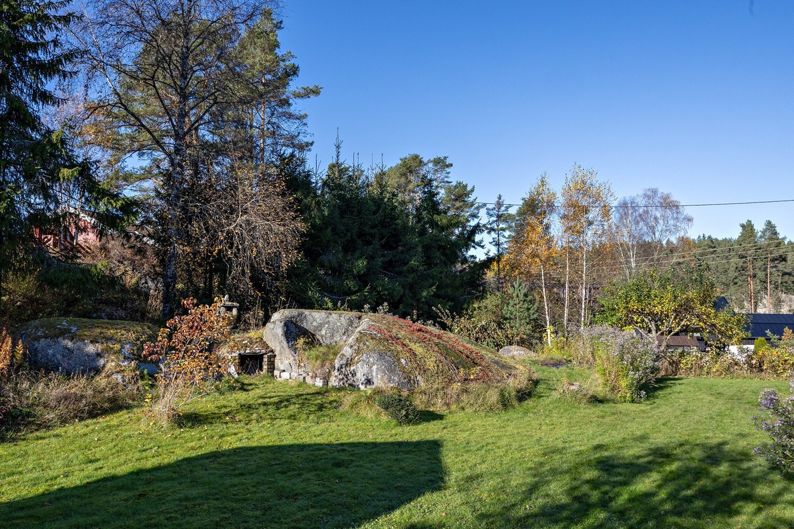 Tomten er på hele 1.926 kvm. Galleribilde