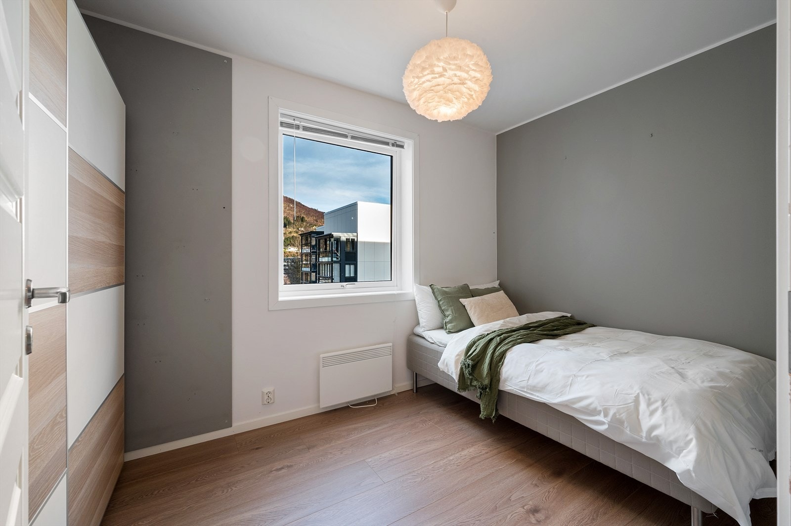 - Soverom 2 måler 9,6m² - Galleribilde