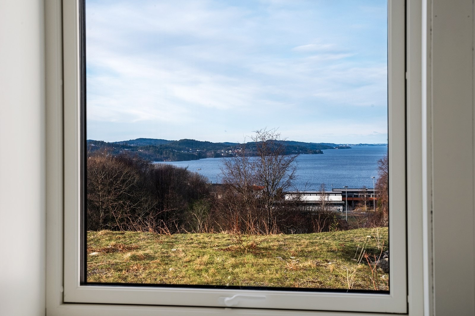 - En særdeles vakker anledning i et ettertraktet, sjønært boligfelt - Galleribilde