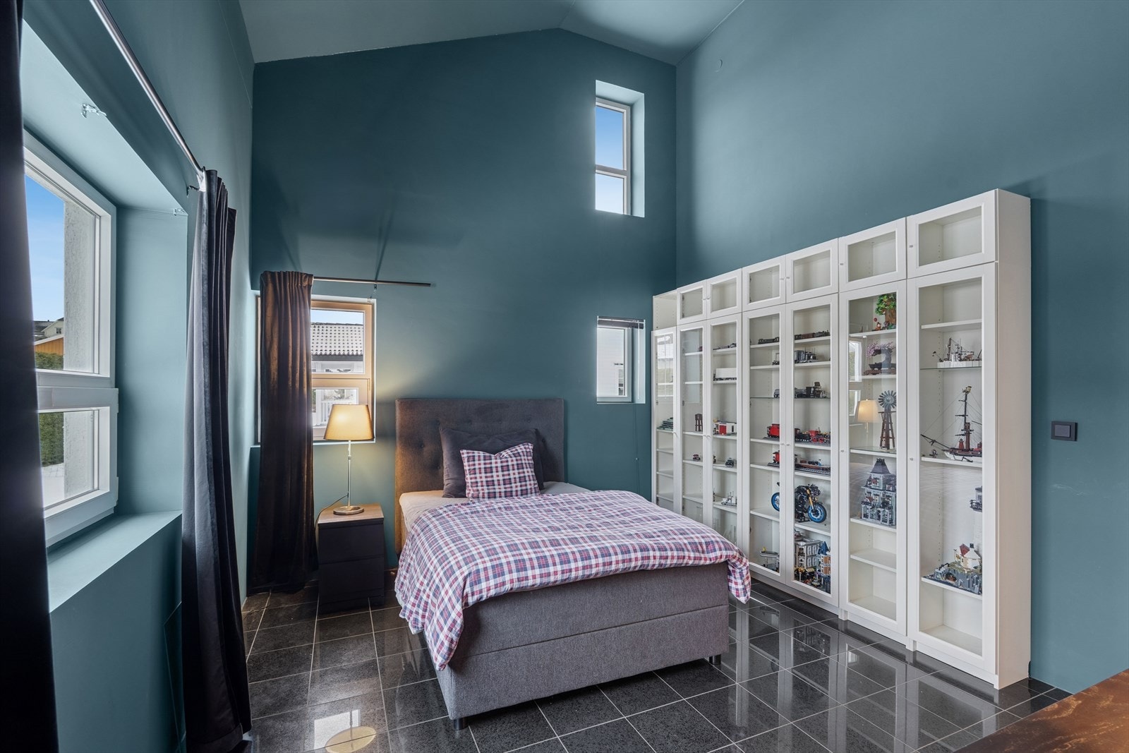 Boligen har 5 godkjente soverom Galleribilde