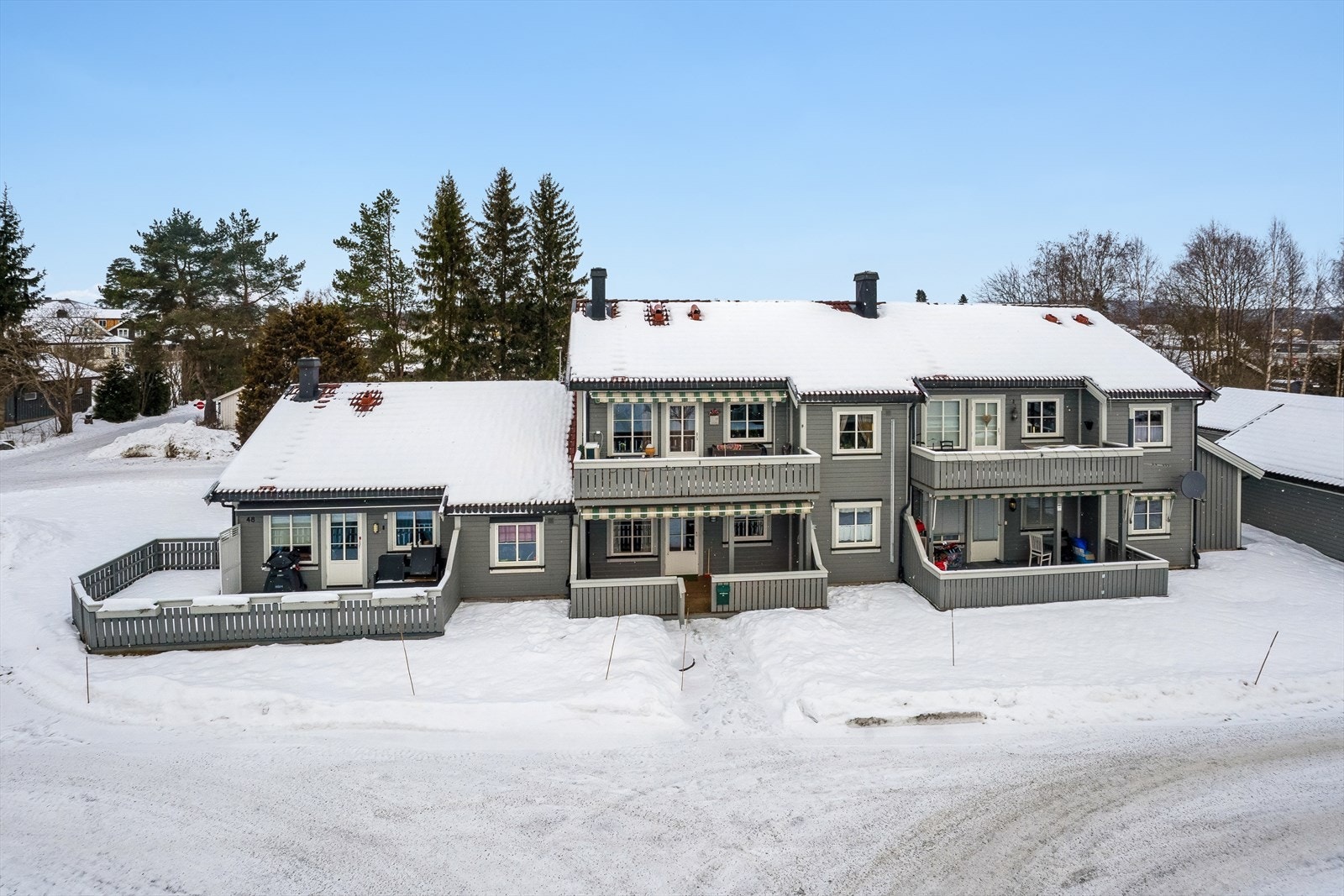 Lettstelt og praktisk kjedebolig i et veletablert og barnevennlig boligområde på Korsmo. Galleribilde