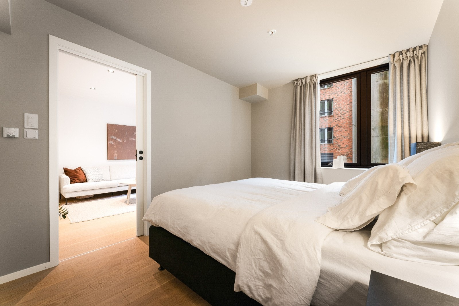 Leilighetens soverom er målt til 11,8 kvm. Galleribilde