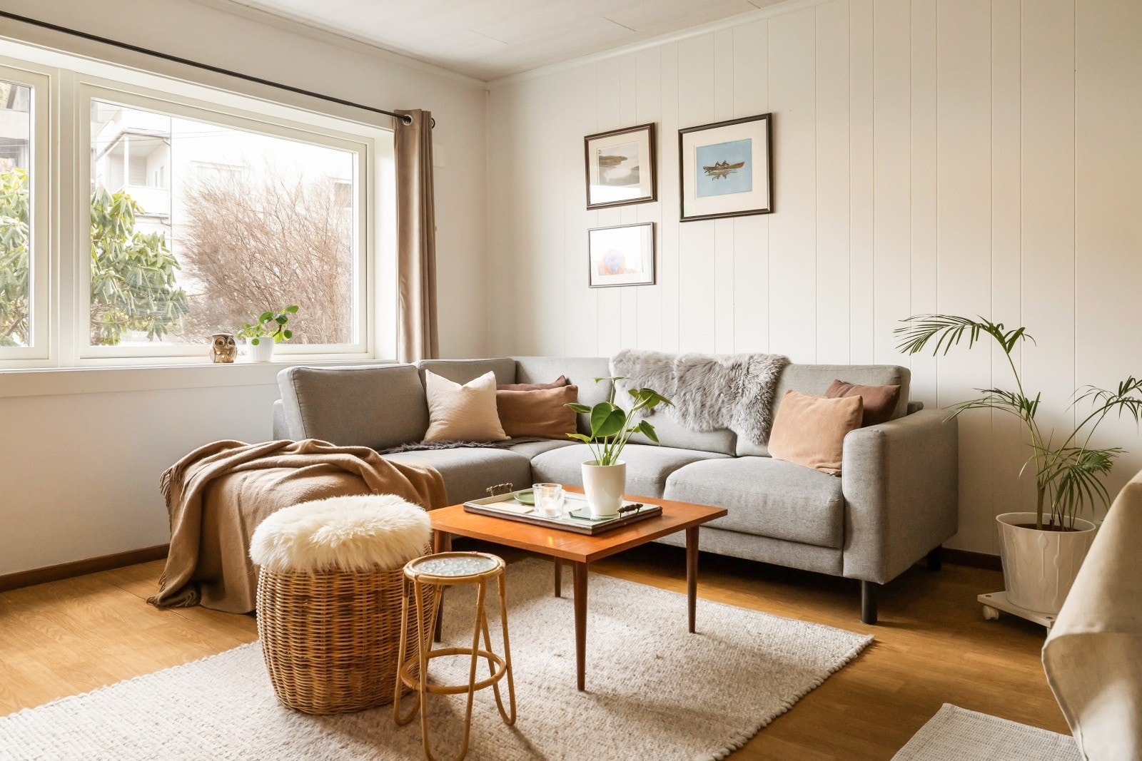 Leiligheten har en attraktiv beliggenhet på Laksevåg, med kort avstand til både skole, barnehage og daglige servicetilbud Galleribilde