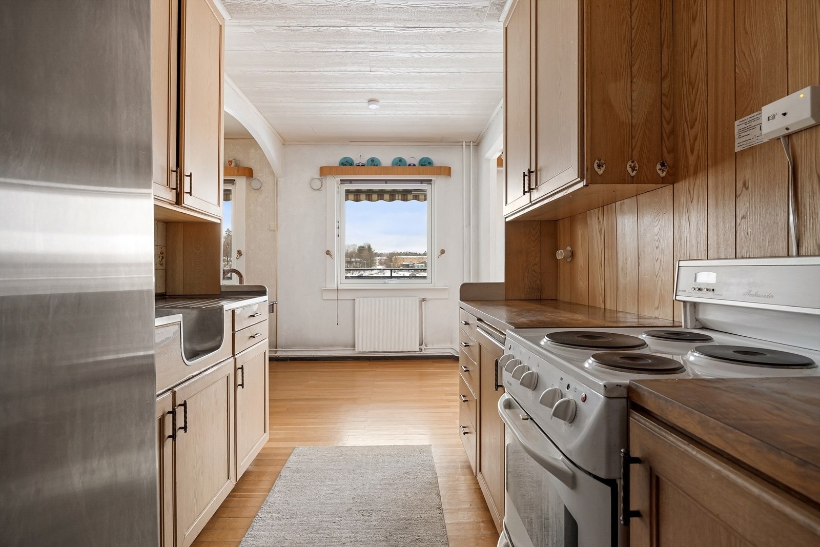 Boligen er oppvarmet med radiator. Fyring er er inkludert i felleskostnadene. Galleribilde