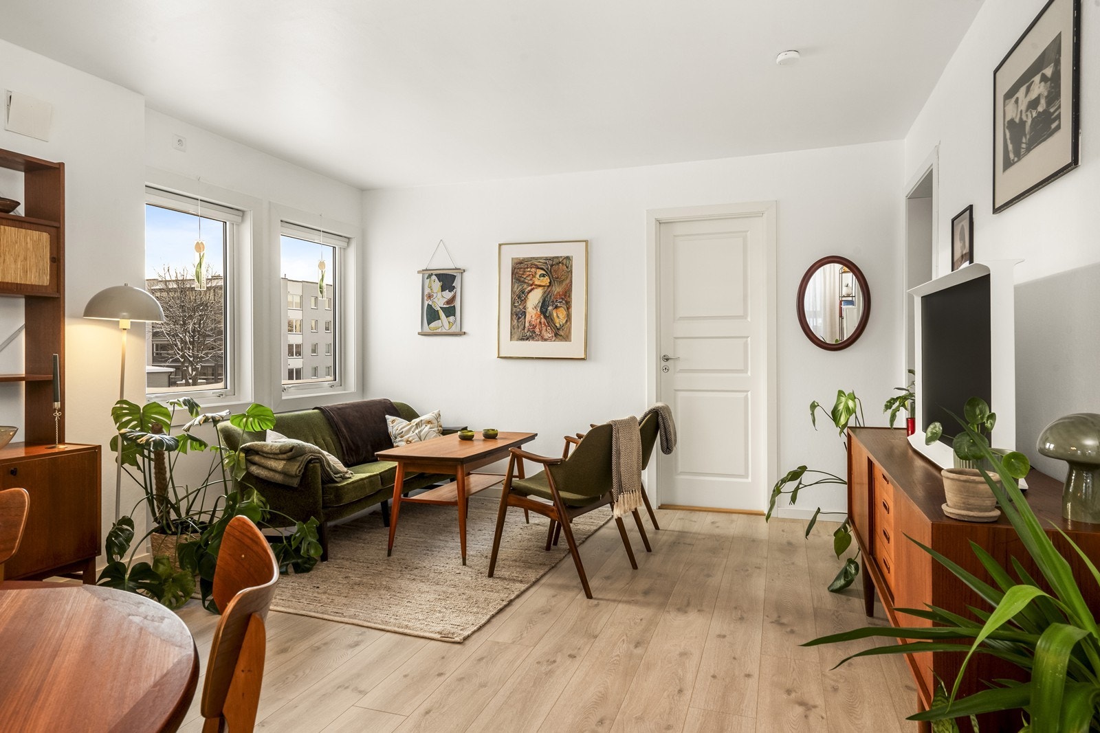 Velkommen til Prestelandet 20 - dette er en koselig og innbydende 2-roms leilighet i 2. etasje! Galleribilde