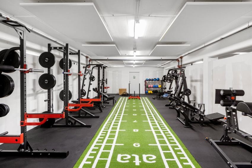 Borettslaget har treningsrom i kjelleren. Galleribilde