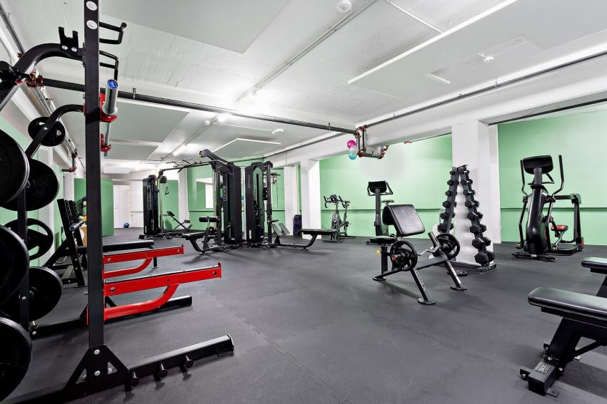 Borettslaget har treningsrom i kjelleren. Galleribilde