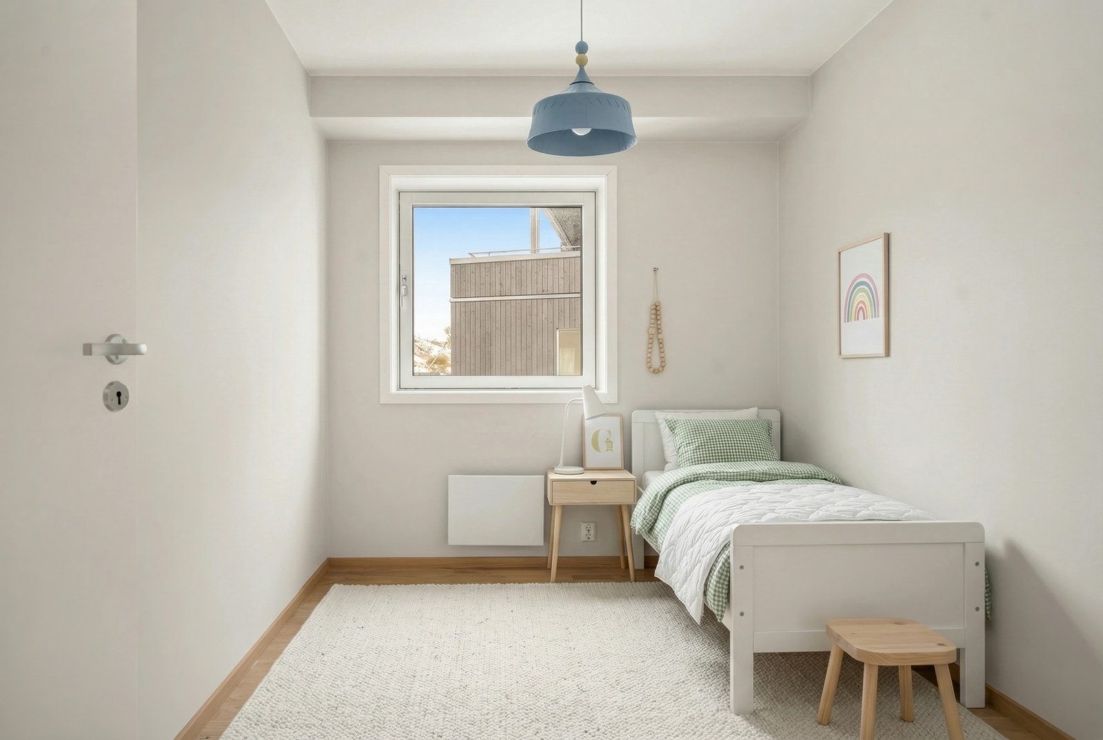 Soverom 2; ypperlig som barnerom, gjesterom eller hva med et kontor? (Digitalt stylet) Galleribilde