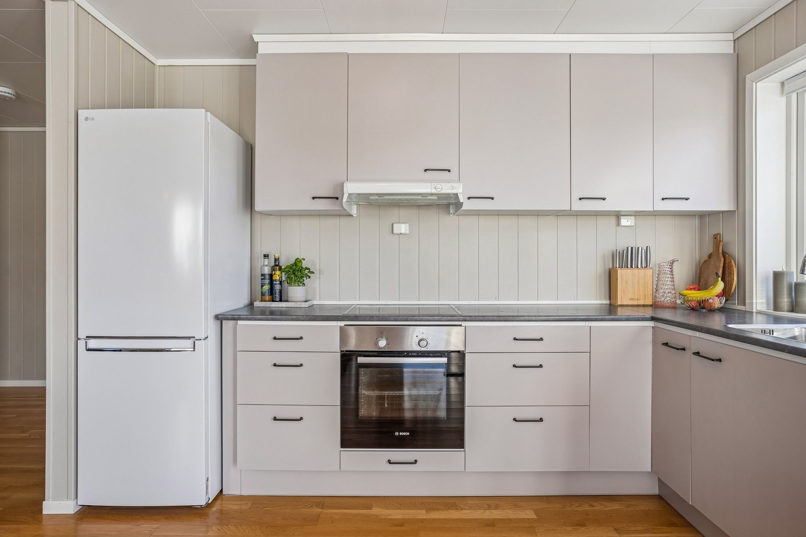 Her er det godt med oppbevaringsplass som gjør det enkelt å holde orden. Galleribilde