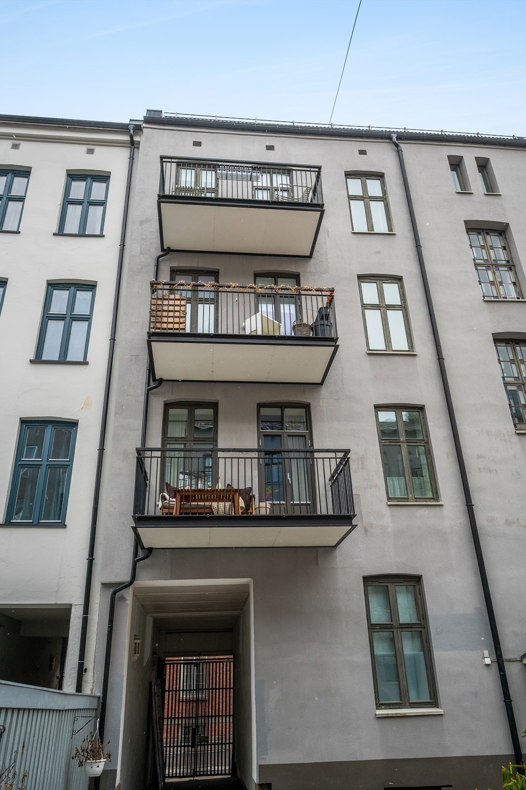 Leiligheten ligger i byggets andre etasje. Galleribilde