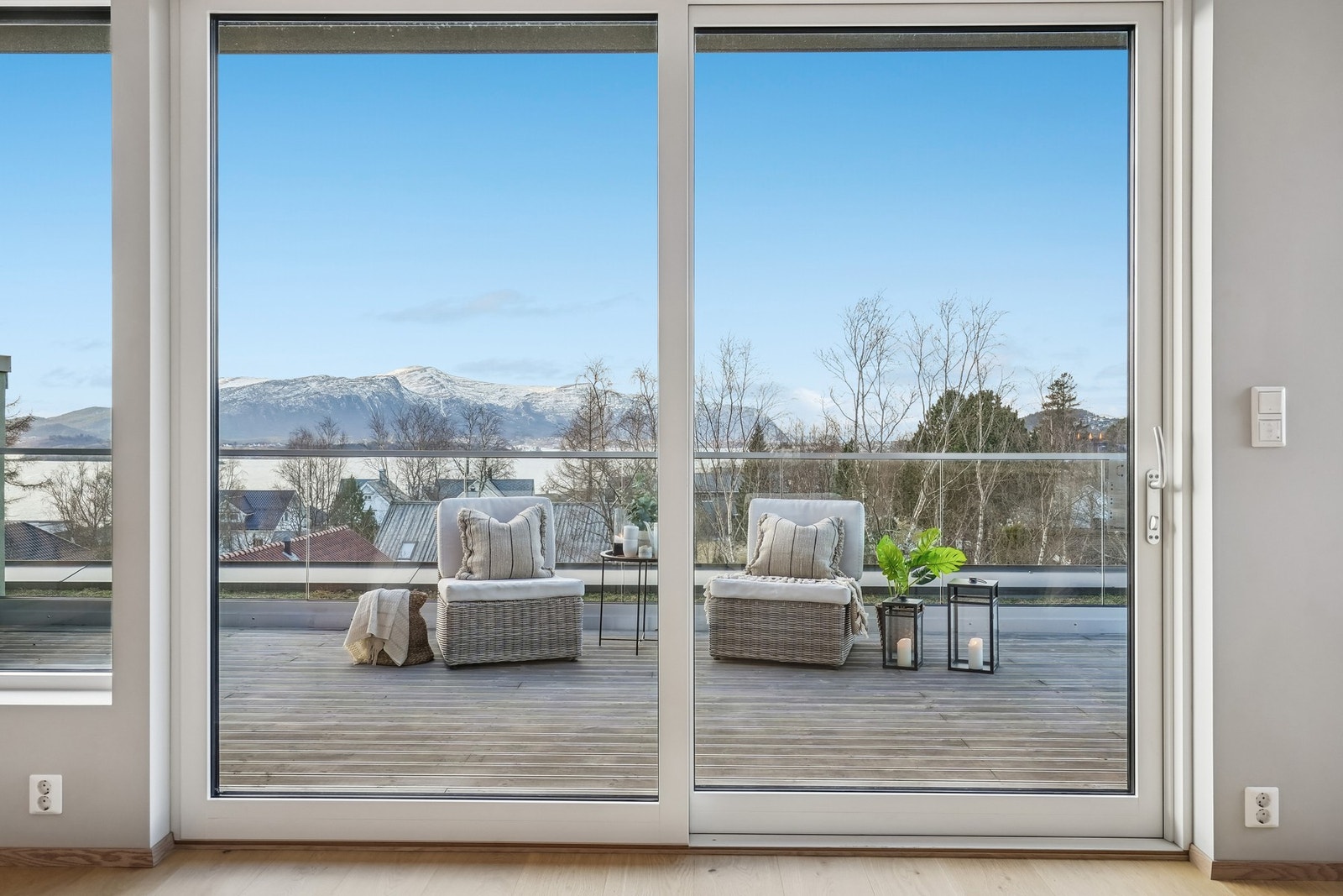 Utsikten blir pent innrammet - Galleribilde