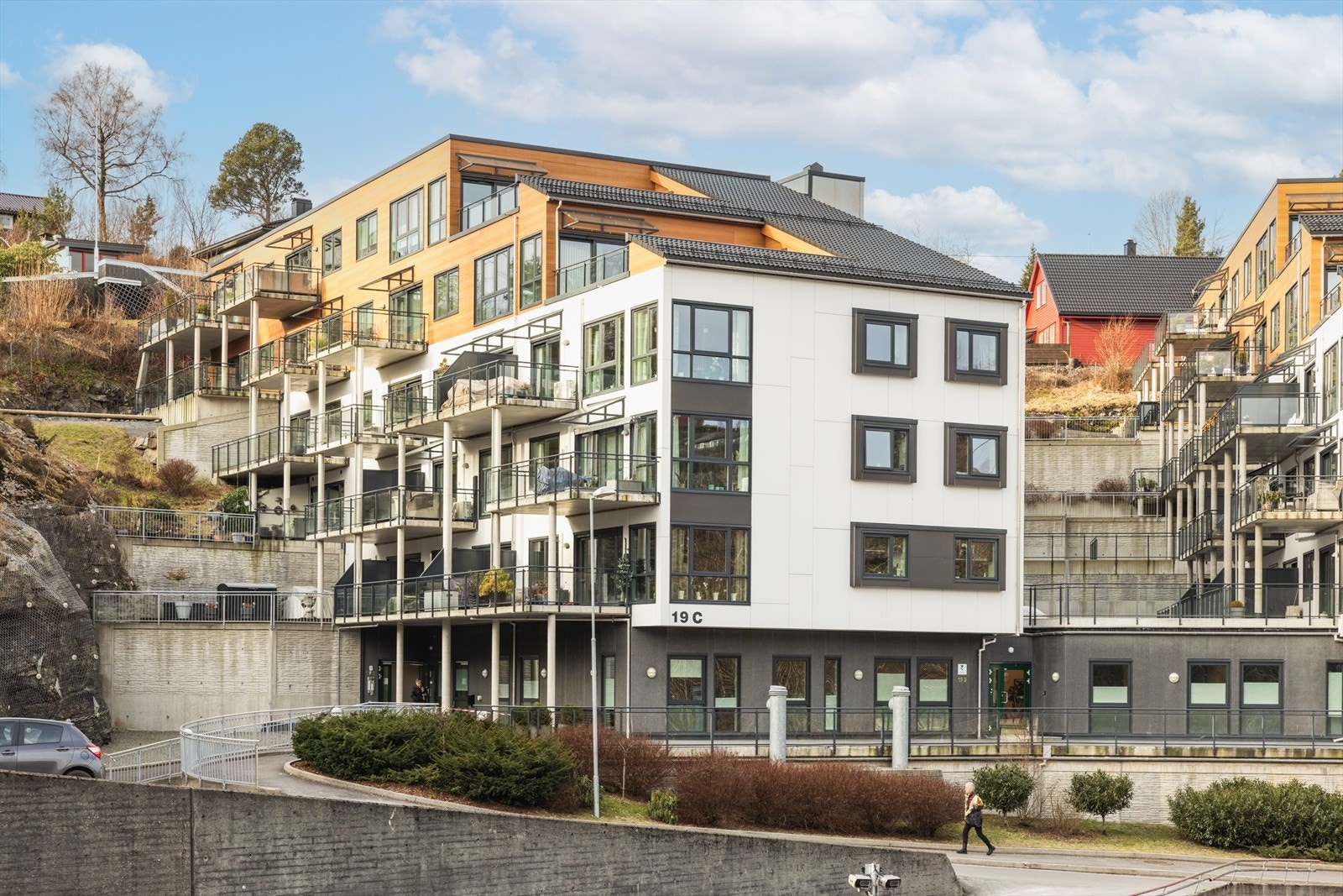 Sameiet Kleppestø Terrasse er veldrevet og består av 58 selveierleiligheter og næringslokaler fordelt over 3 bygg. Galleribilde