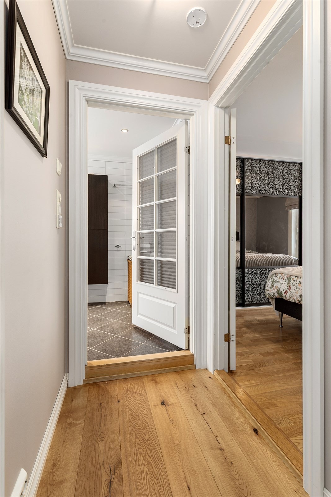 Gang mot bad og soverom 1 i 1.etg Galleribilde