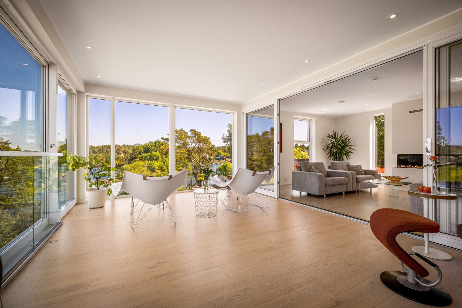 - Vinterhage/stue 1 med direkte adkomst til stue 2 - Galleribilde