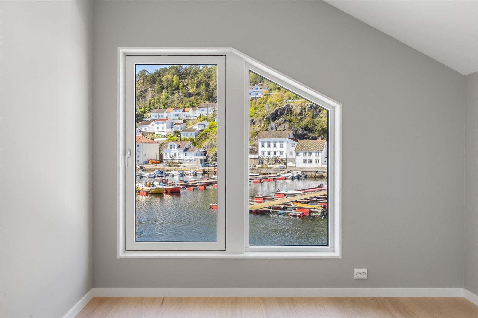 Vakker utsikt å våkne til. Galleribilde