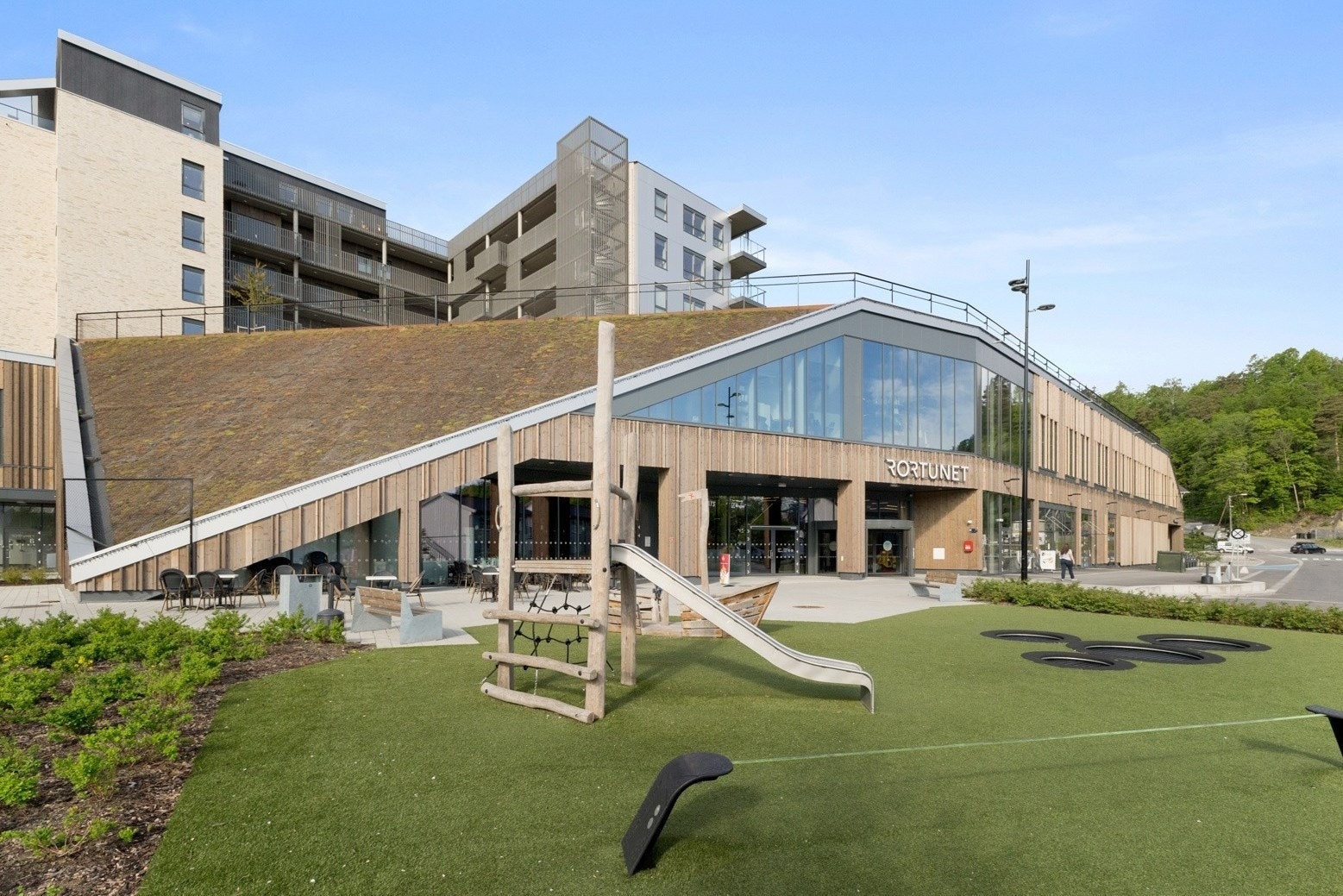 Rortunet handlesenter ligger i gangavstand fra boligen. Galleribilde