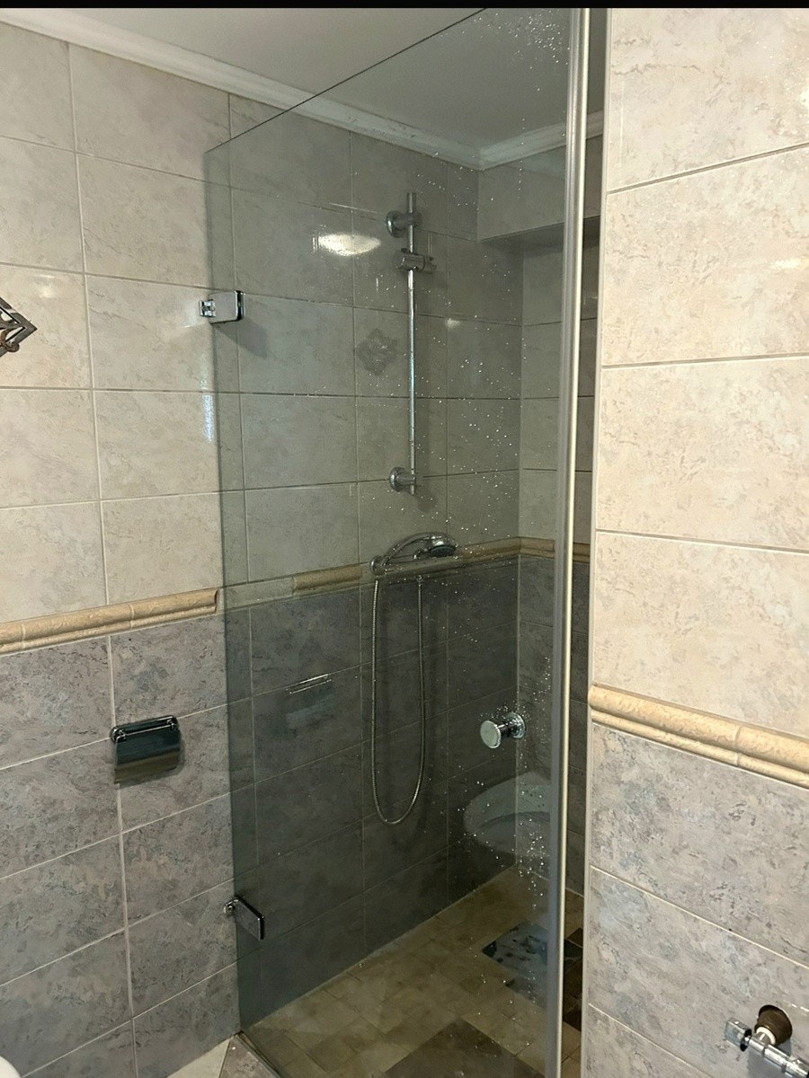 Bad, stor dusj hjørne Galleribilde