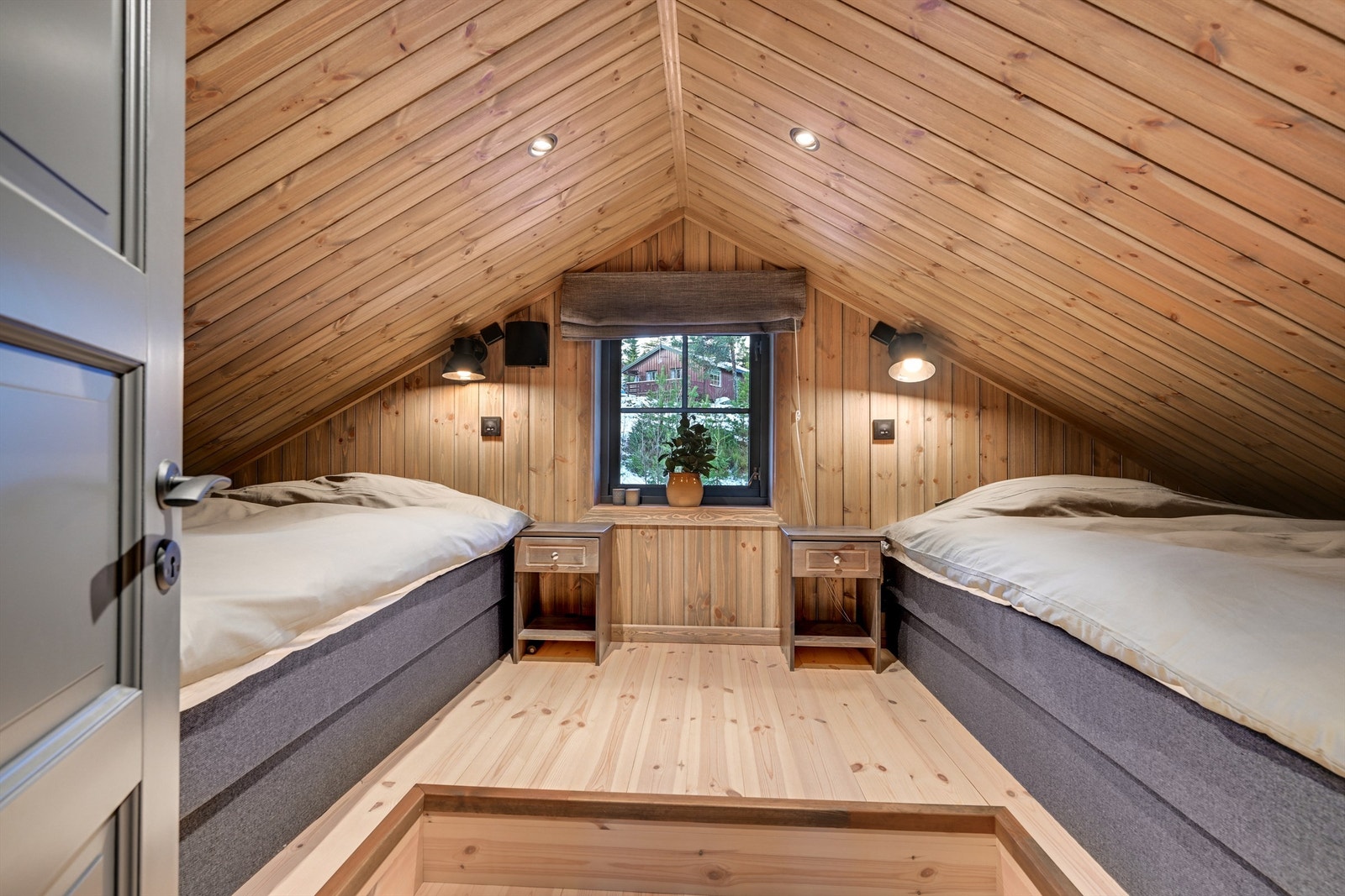 Hems (ikke godkjent for varig opphold) Galleribilde