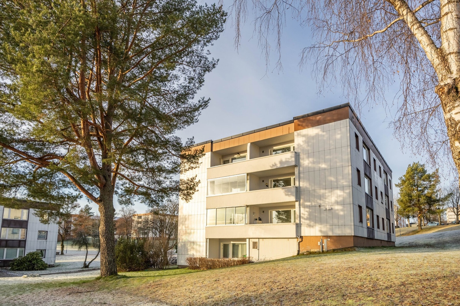 Leiligheten ligger i 3. etasje og har en meget god intern beliggenhet Galleribilde