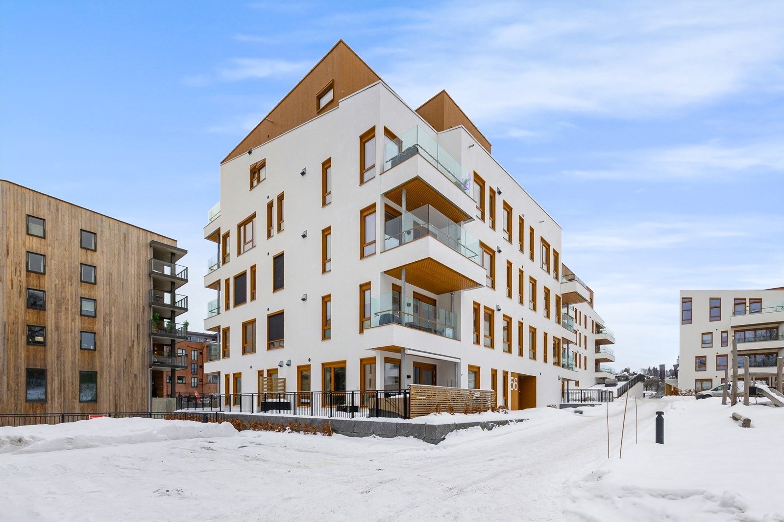 Stilren fasade som gir et moderne preg. Galleribilde