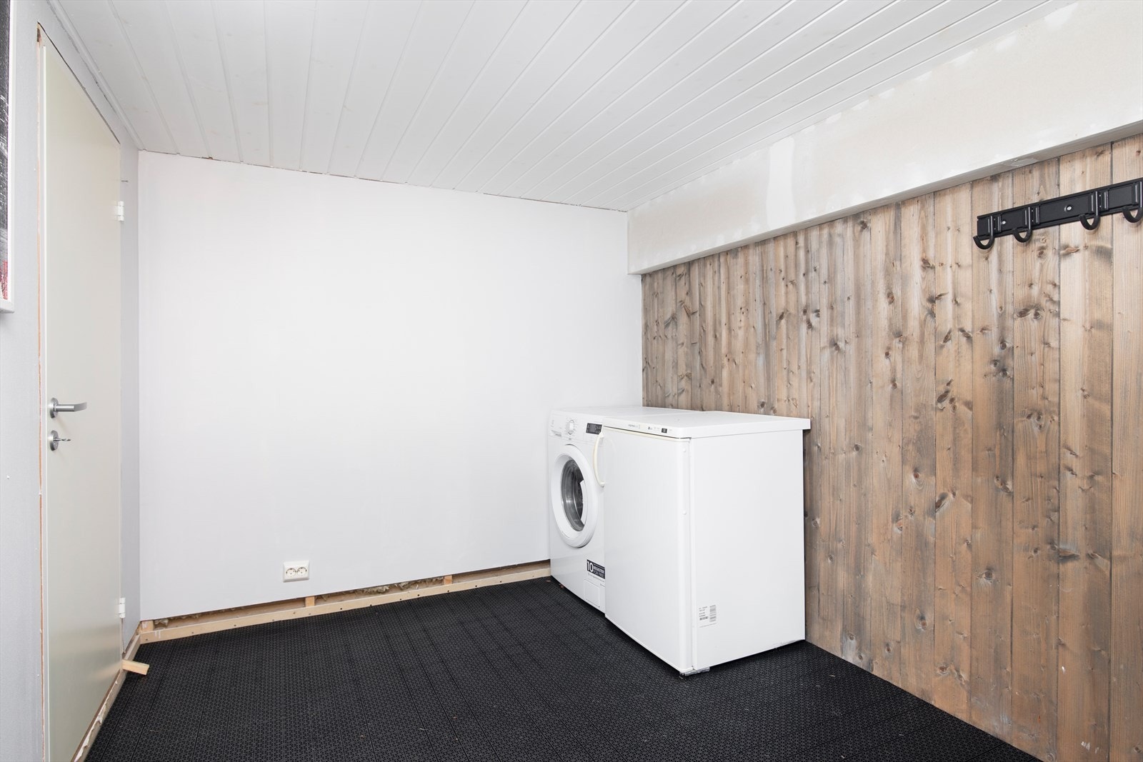 Bod (nb! det er ikke innlagt vann. Vaskemaskin står til lagring) Galleribilde