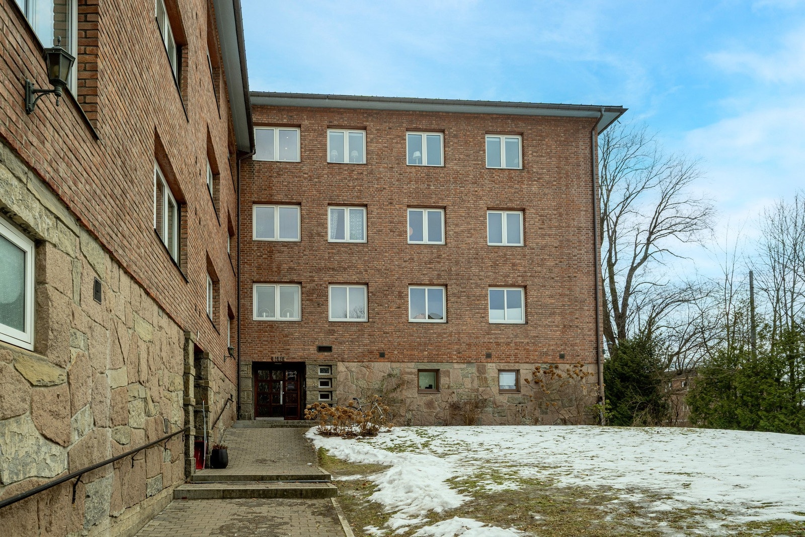 Hyggelig inngangsparti Galleribilde