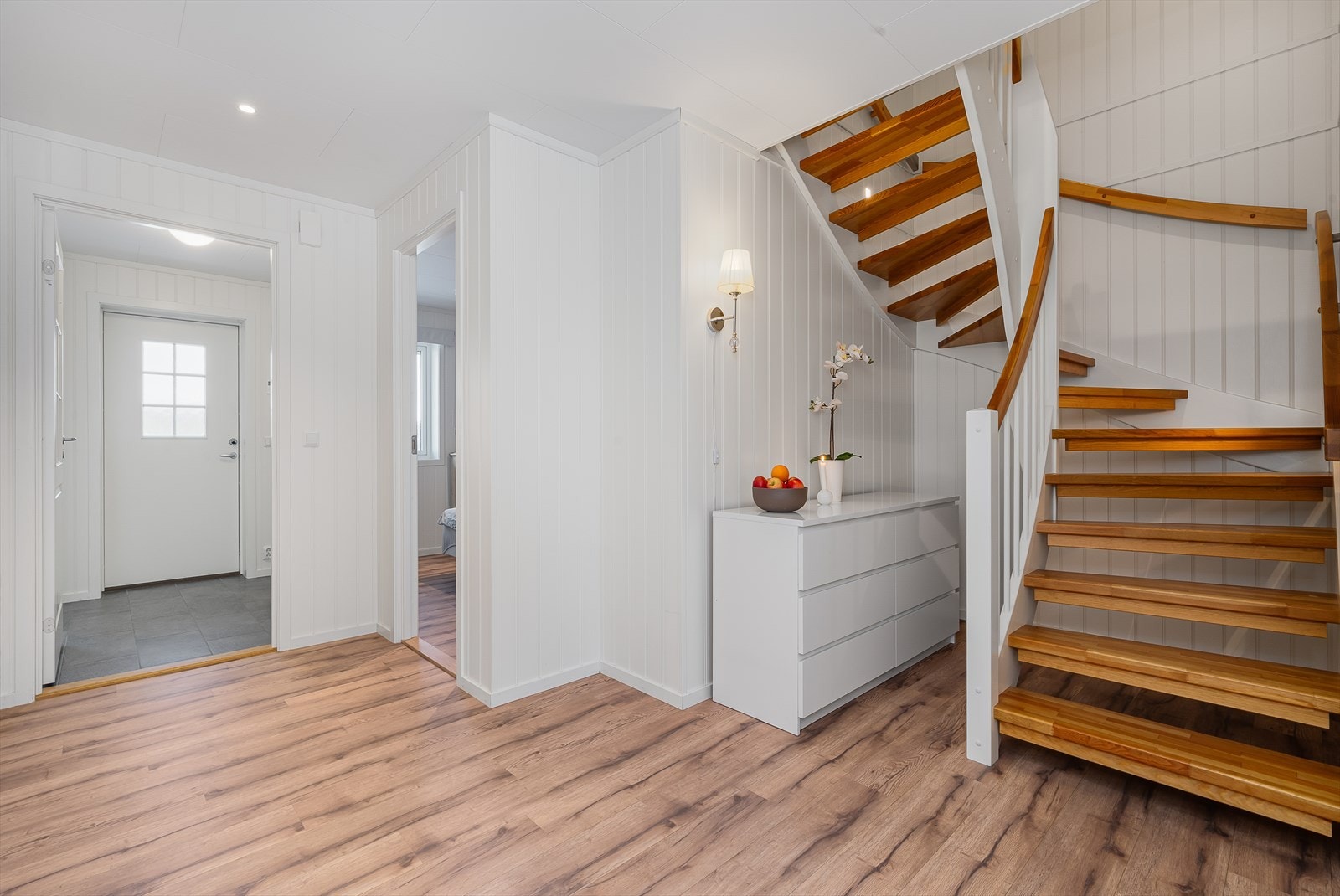 Gang i 1. etasje. Galleribilde