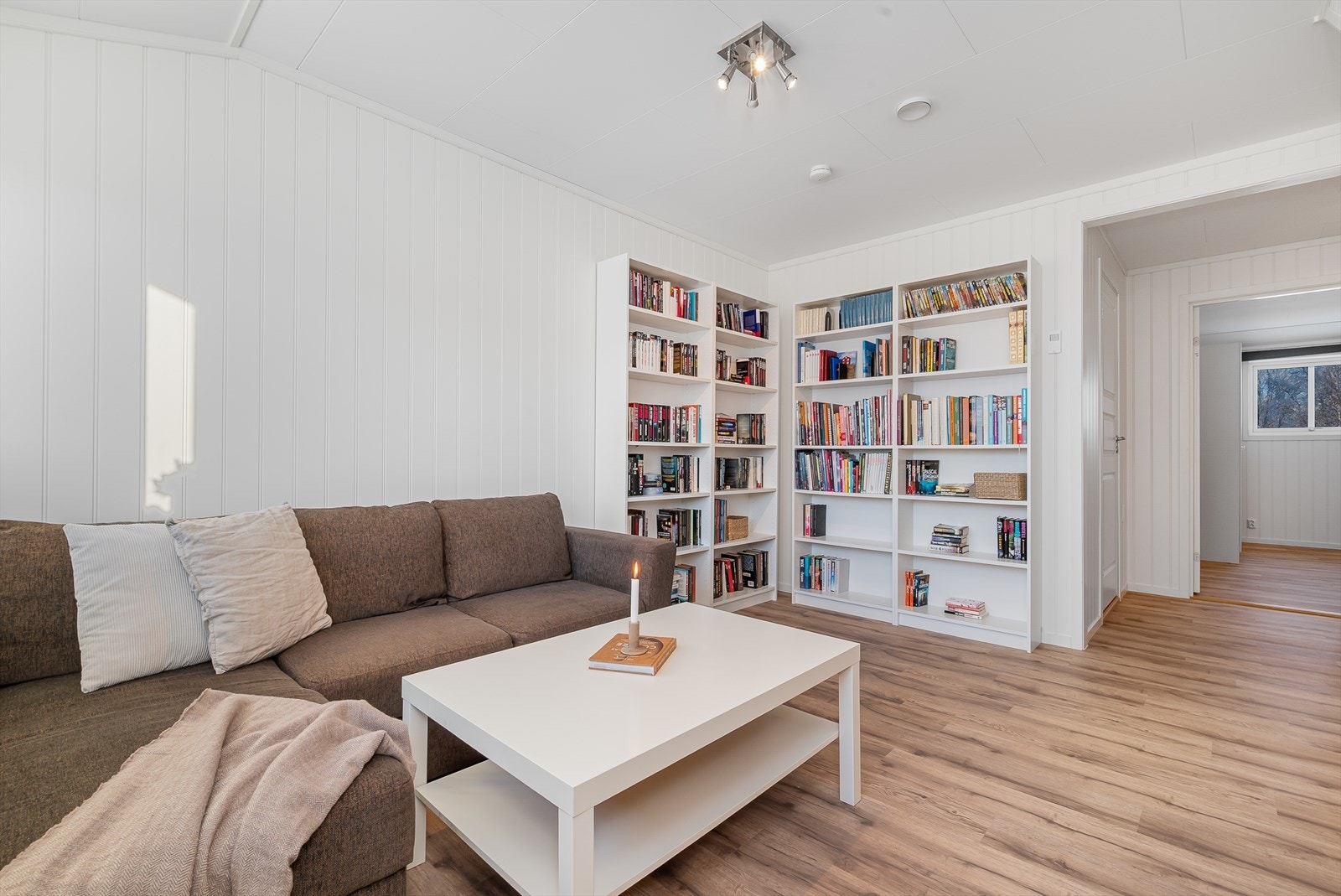 Stue i 2. etasje. Galleribilde