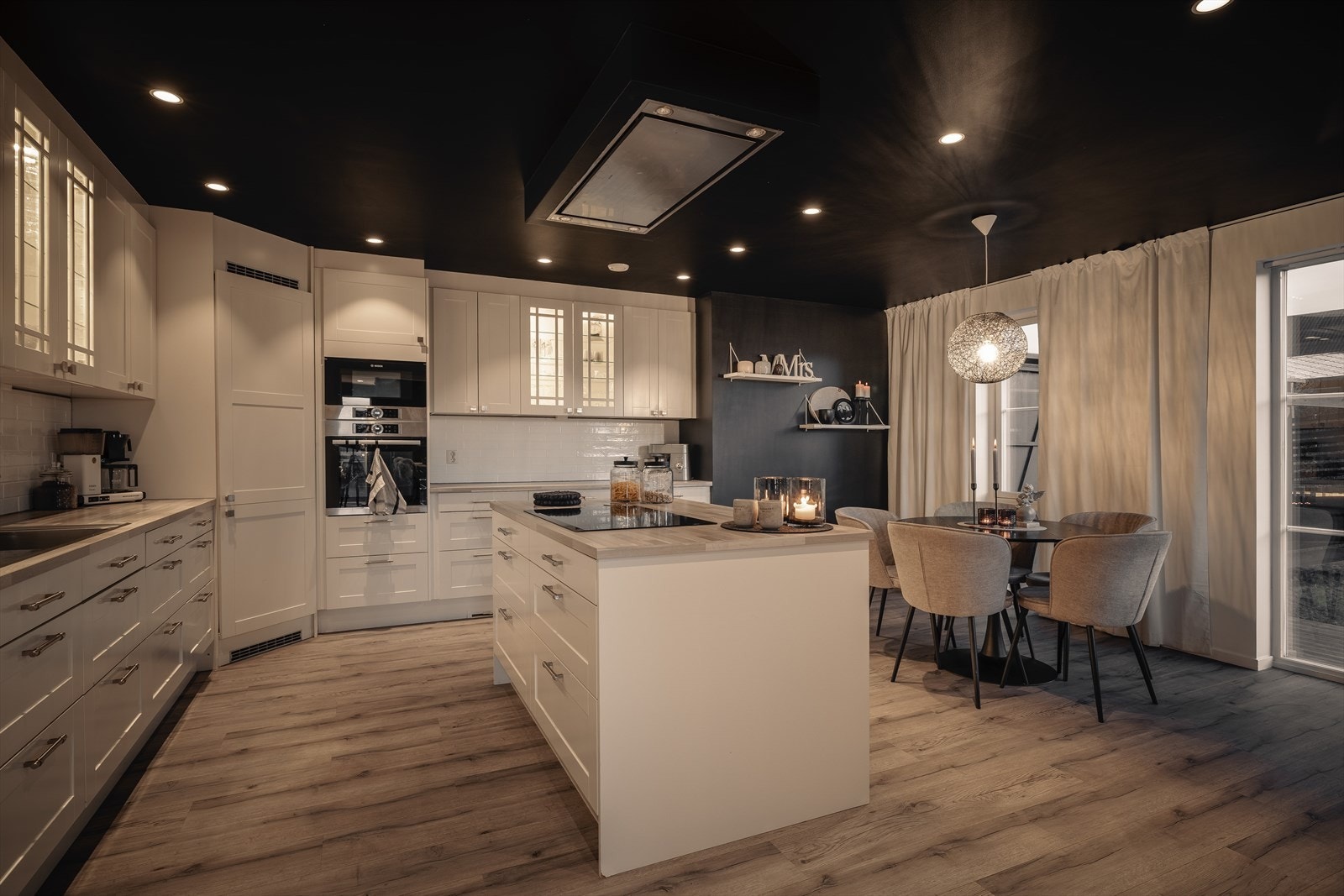 En nydelig familievennlig enebolig med fantastisk beliggenhet i Sund! Galleribilde