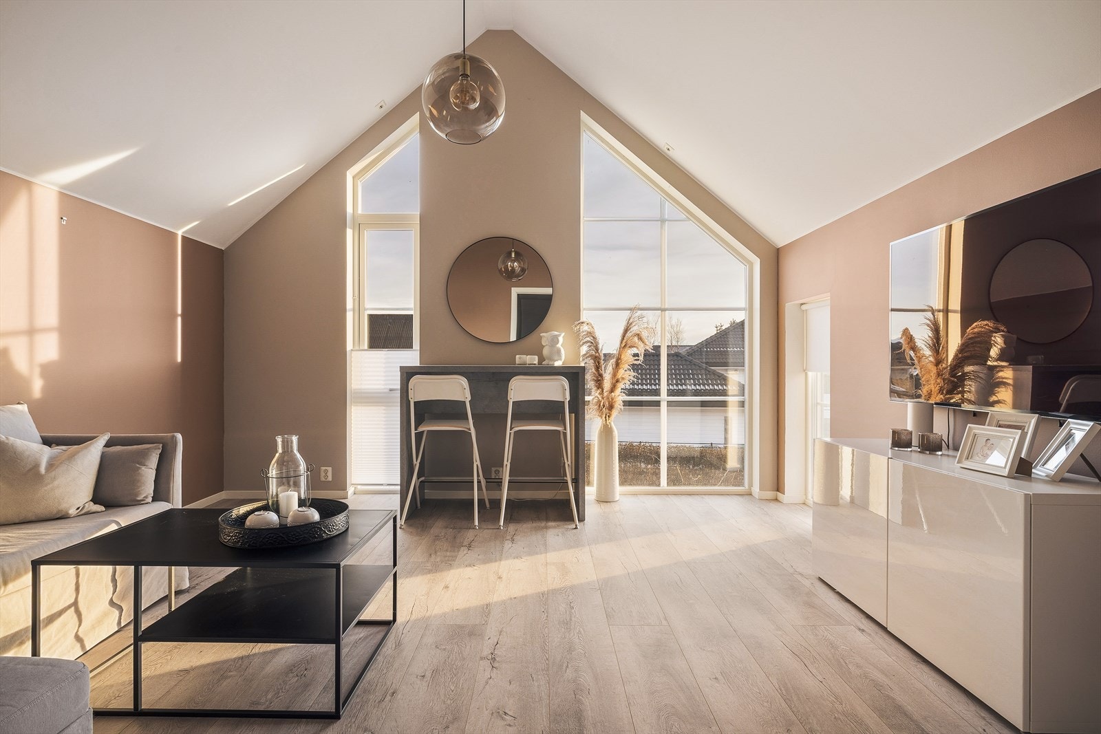 Velkommen opp i 2.etasje! Galleribilde