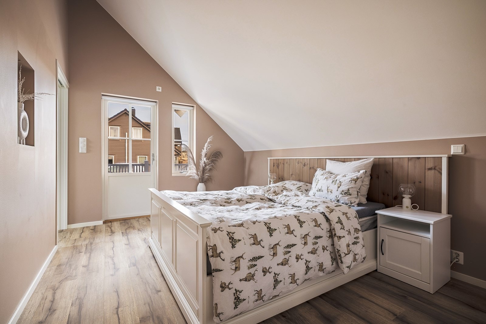 Velkommen inn på hovedsoverommet! Galleribilde