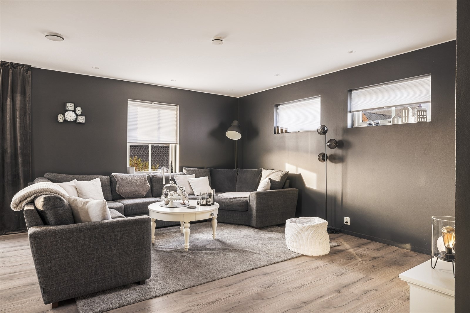 Videre kommer du inn til hjerte av boligen! Galleribilde