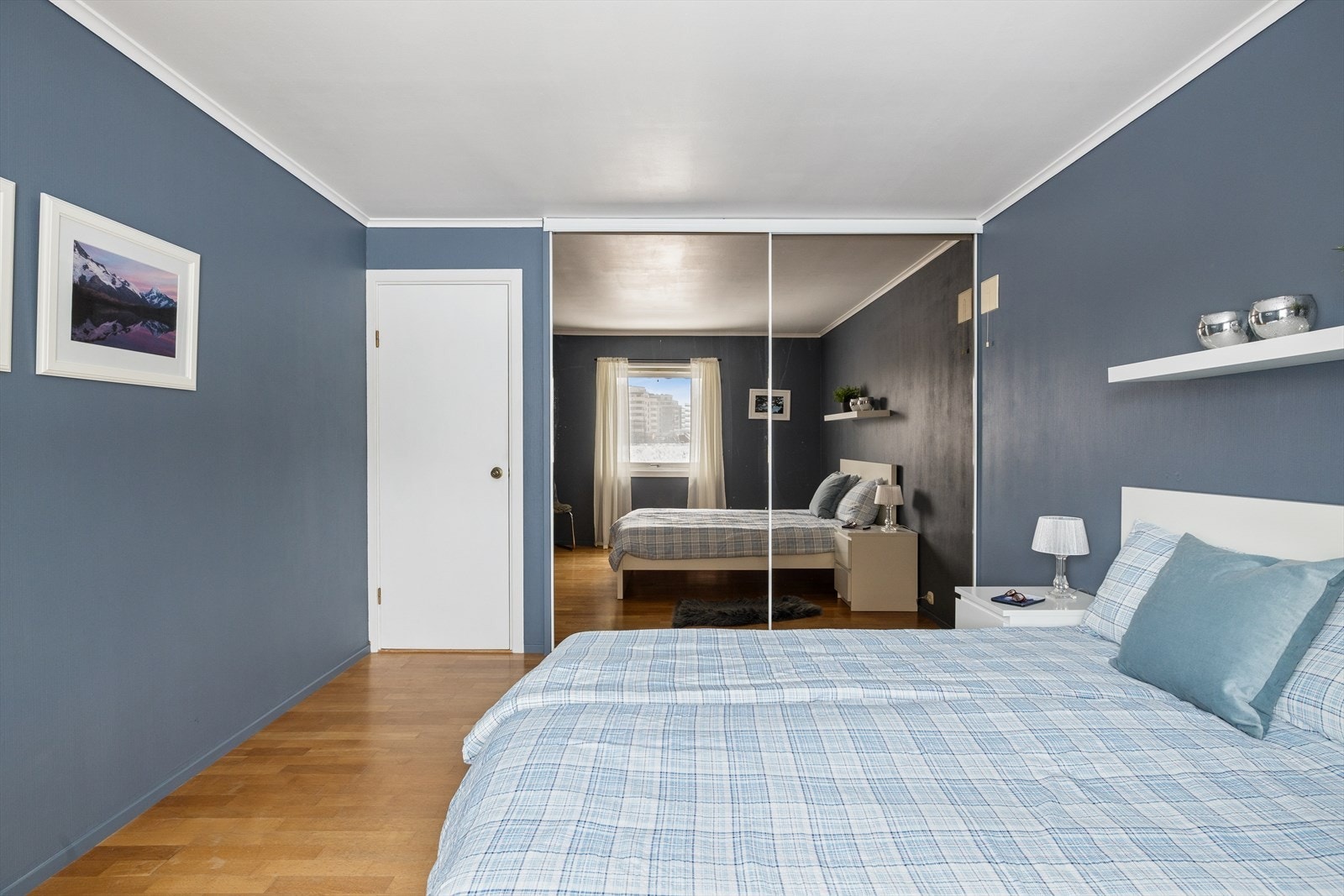 Soverom 1 i 2. etg Galleribilde