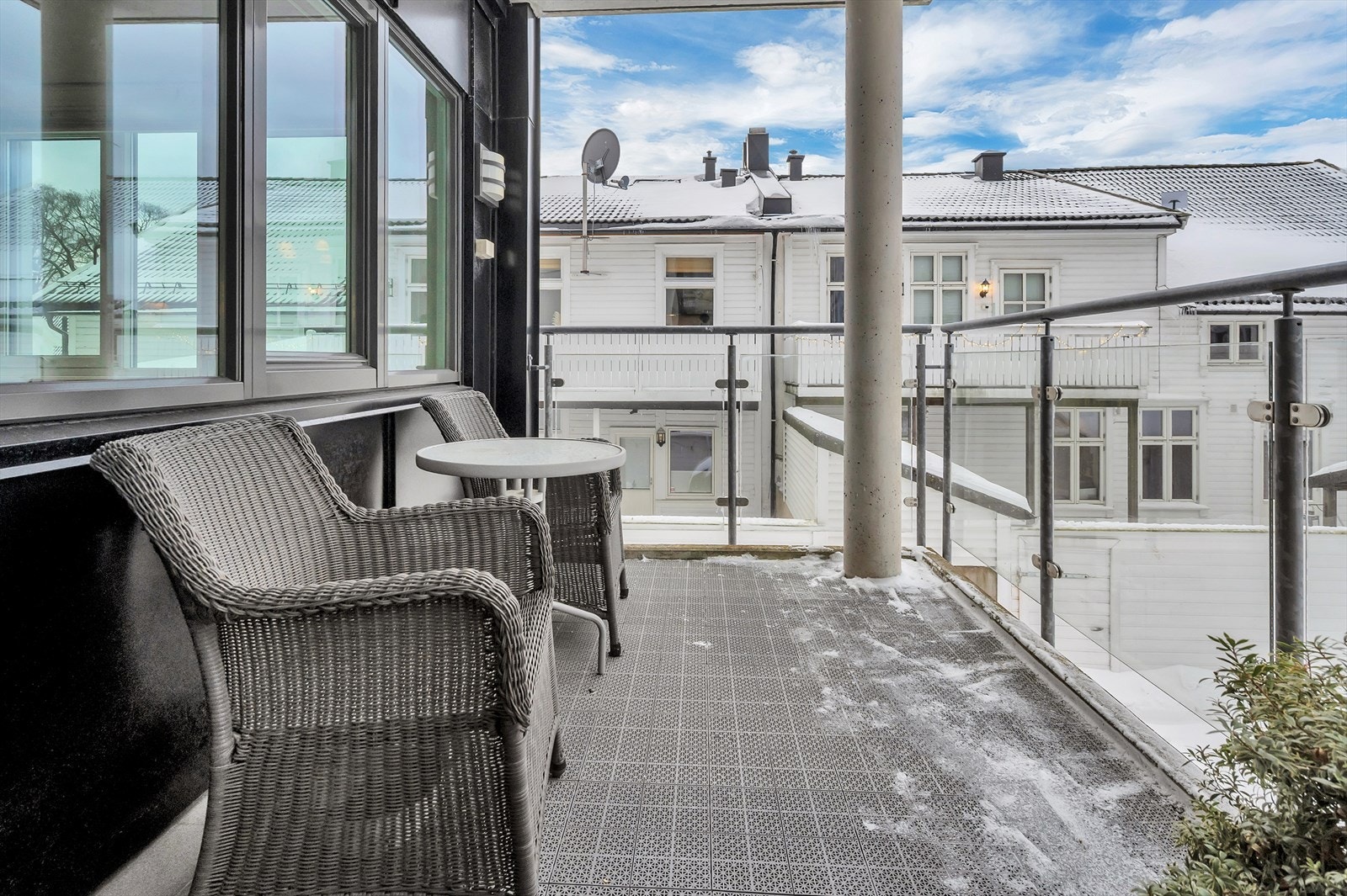 Her kan du skape en lun sitteplass og slappe av i solen på varme dager Galleribilde