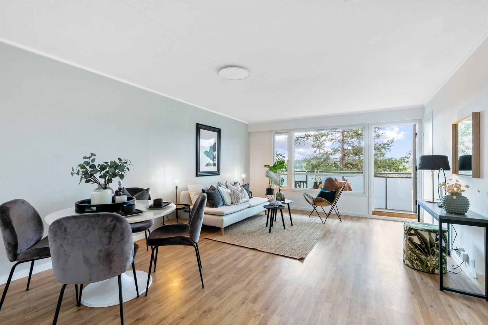 Velkommen til hyggelig visning i Edvard Munchs vei 81! Galleribilde