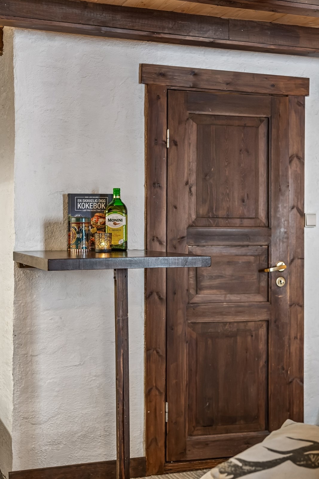 En smart barløsning gir en ekstra, uformell plass i rommet. Galleribilde