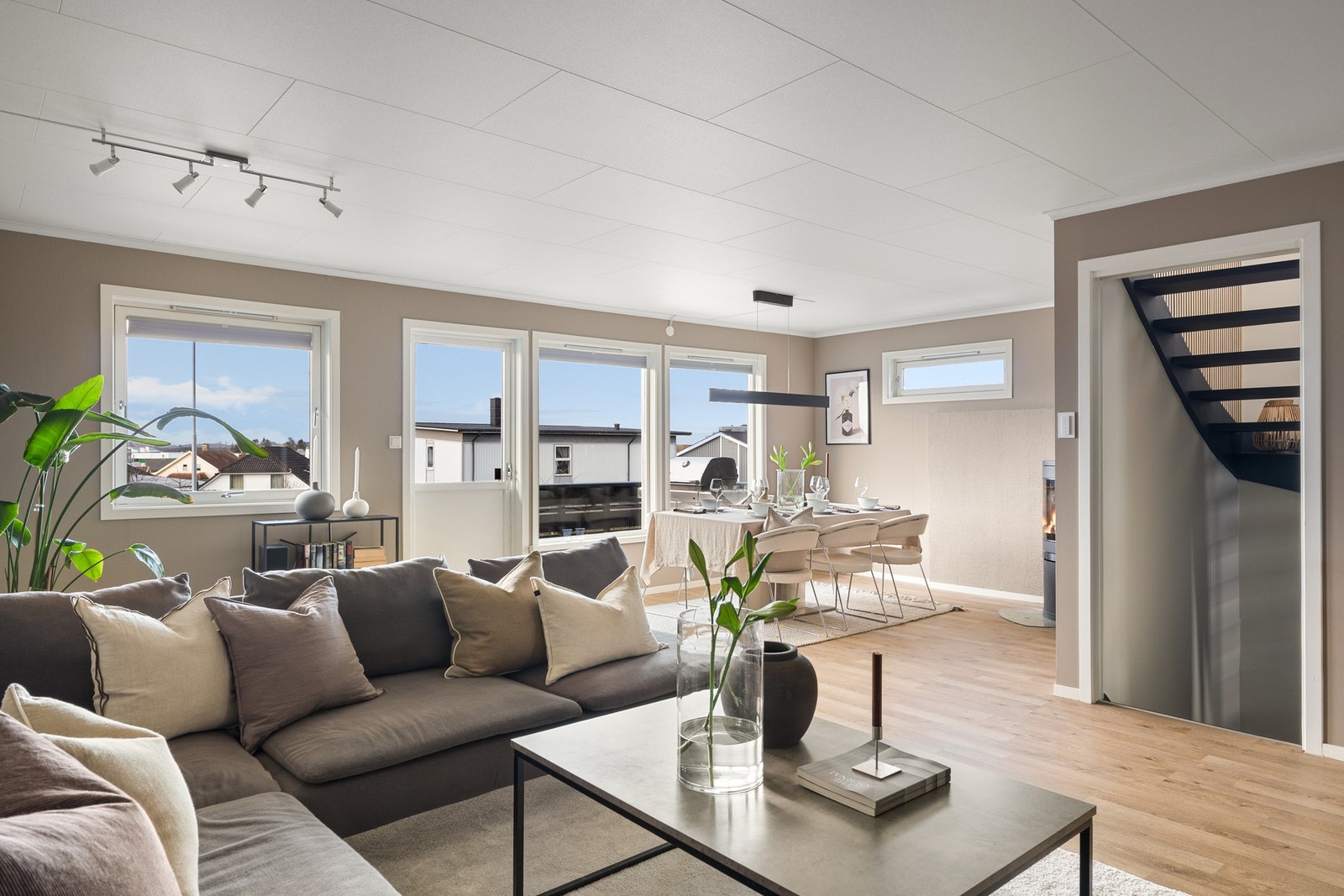 Velkommen til Solstrålevegen 9! Galleribilde