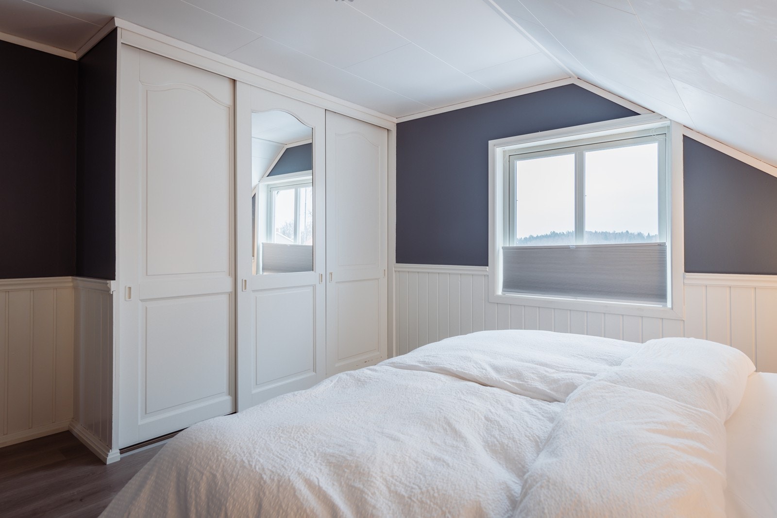 Stort integrert skap Galleribilde