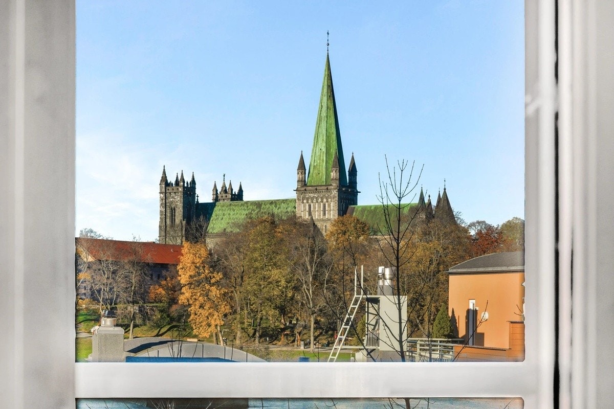 Utsikt mot Nidelva og Nidarosdomen Galleribilde