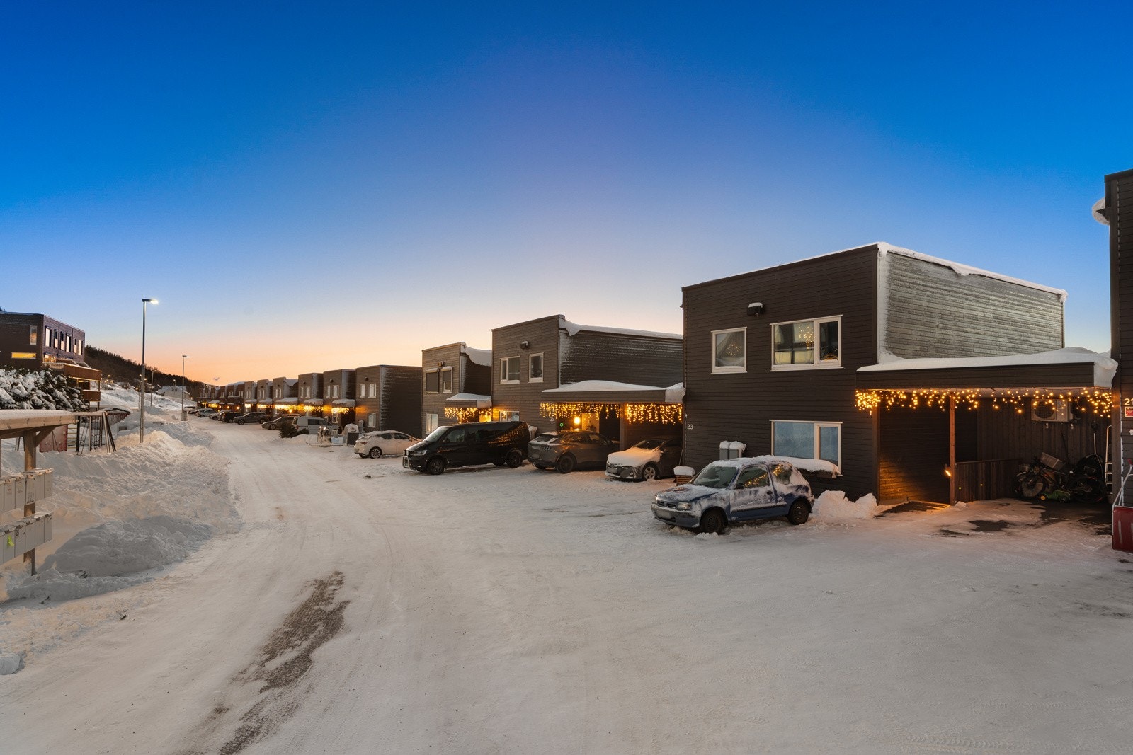 Feltet Kaldslettneset ble oppført i ca 2017/2018 og har vært svært etterspurt for sin barnevennlighet og nærhet til naturen.