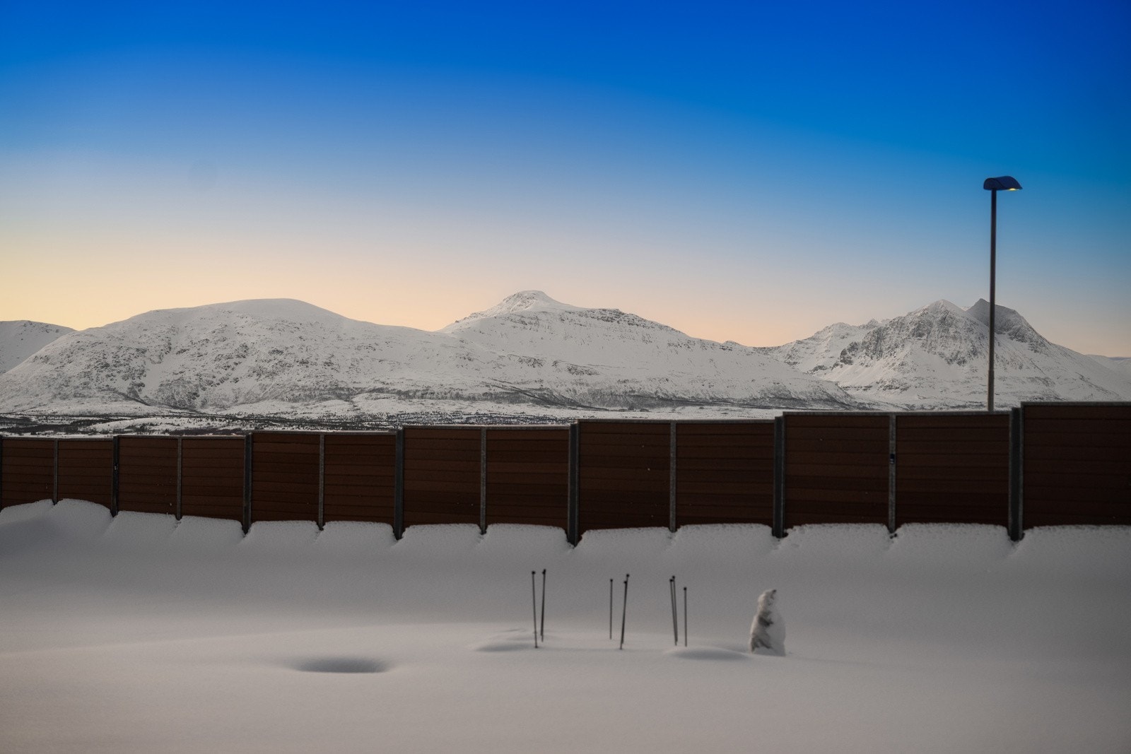 Leiligheten har strålende solforhold.