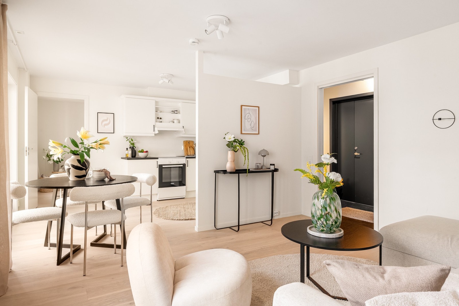 Lys og pen 2-roms med svært attraktiv beliggenhet i Nedre Nygård. Galleribilde