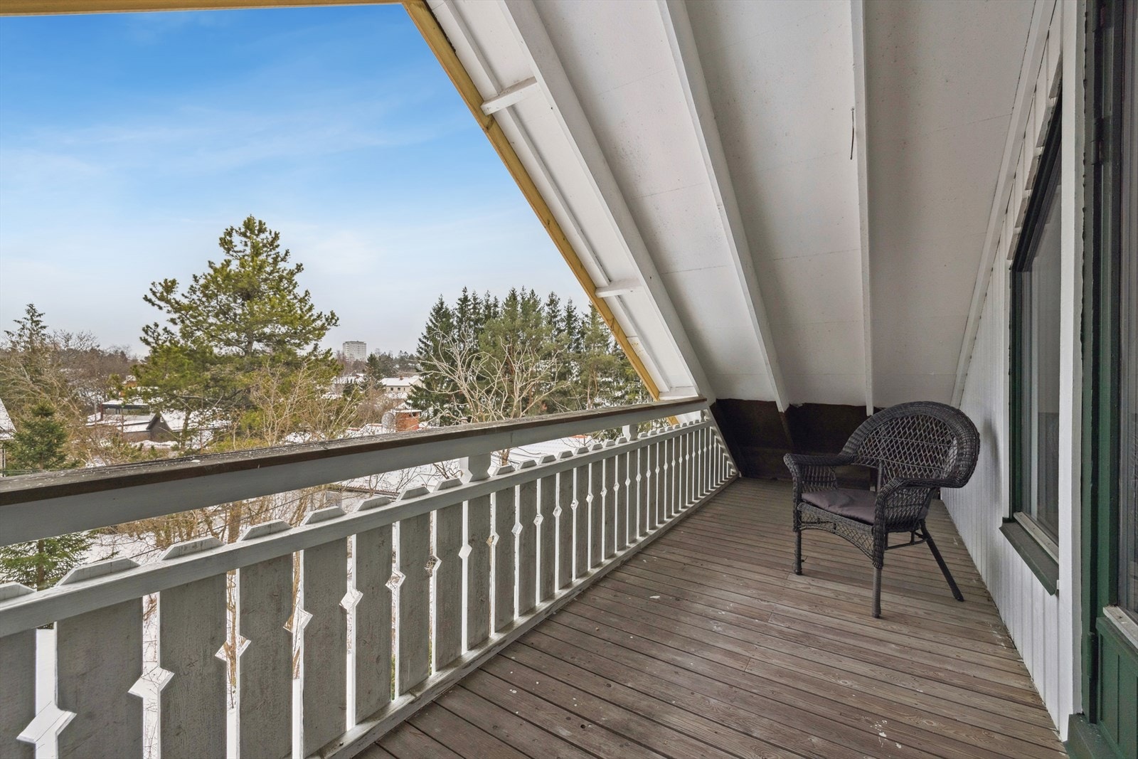 Her kan man kan nyte utsyn over nærområdet. Galleribilde