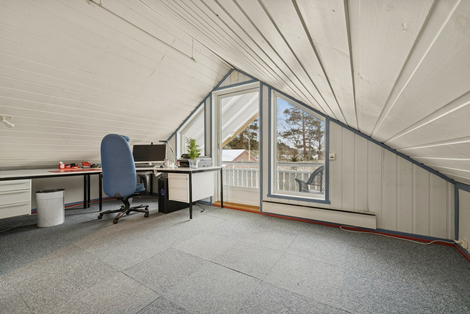 Loftsetasjen er innredet med to rom som tidligere har vært benyttet som soverom. Galleribilde